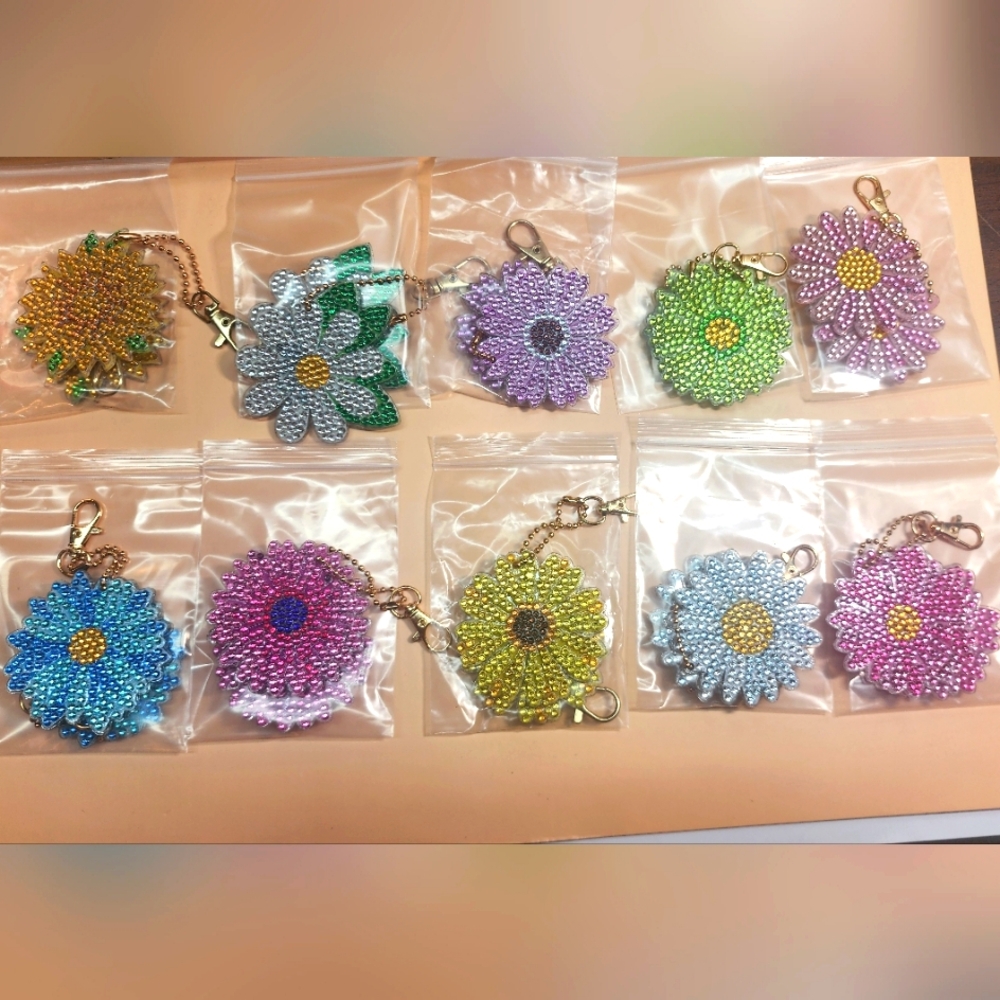 Spring Flower Keychains - Picture 2 of 2
